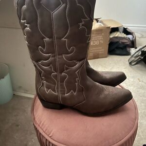 Brown Women's Cowboy Boots